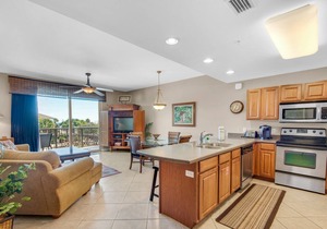 ☀️Partial Gulf View~5 Star Walk-in Heated Pool~1BR+Twin Bunks~Beach Resort 310☀️ in Miramar Beach