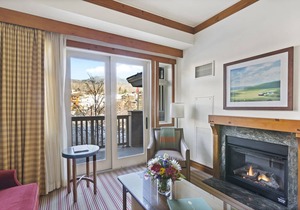Ski-In/Ski-Out Double Studio @ The Lodge at Spruce Peak - Adjoining Studios are Perfect for Families: Mom & Dad in One.Kids in the other!The Lodge at Spruce Peak Double Studio - Ski In/Ski Out Adjoining Studios are Perfect for Families: Mom &. in Stowe