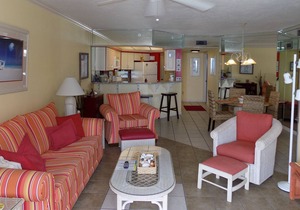 Sun, Fun, White Sand Beaches and Ocean Breezes! Do it all at The Summerhouse! in Panama City Beach