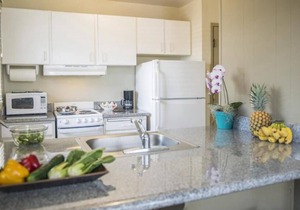 Ultimate Kauai Adventure Awaits! Pool, Free Parking, Close to Beach!