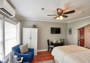 Yamhill Flats: Suite #4 in Newberg