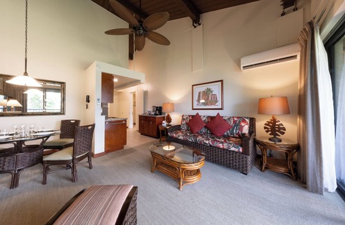 Princeville Hotel | #1 Best Value Resort on Kauai | 3 Relaxing Units, Full Kitchen, Swimming Pool!