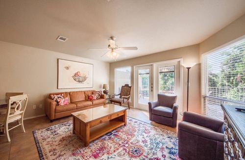 New Braunfels Apartment | 114 m² Apartment ∙ 3 bedrooms ∙ 8 guests