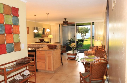 Honokowai Condo | #124 endless view with summer deals