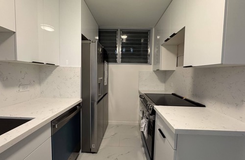 Ala Moana Apartment | 2-bedroom1.5bath apartmentNearWaikikiBeach /Close to Hospital&Schools