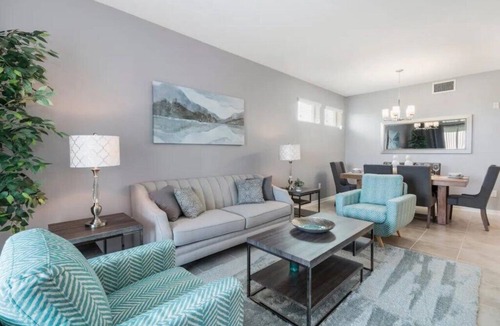 Bay Lake Apartment | 3 Bedrooms/2 Bathrooms/Storey Lake (4751-308 CT)