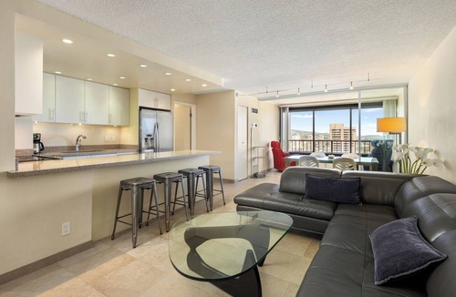 Waikiki Condo | 39th Floor Unit with Spectacular Views!
