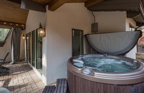 Durango House | 895 County Road 206