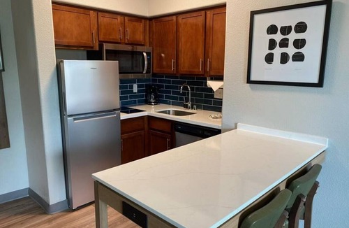 Glendale Sports and Entertainment District Apartment | Accessible 2BR Suite w/Heated Pool + Free Bfast