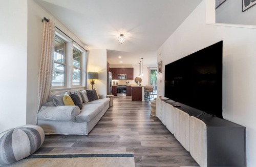 Makaha Valley House | Amazing Ocean Views, Game Room & Modern Design | Aloha Breeze 932 by AvantStay