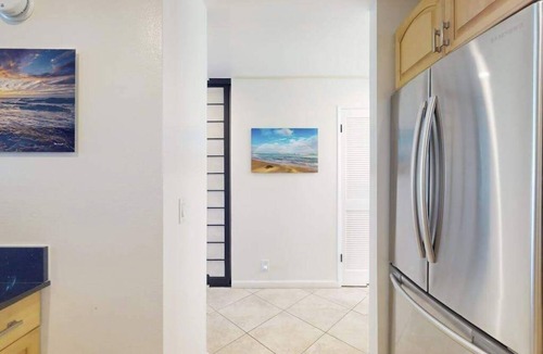 Kahaluu Bay Condo | August Special! Updated Kona Home with Pool, Deck, WiFi, Washer/Dryer & Grill