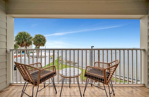 Rocky Point Condo | Bayfront Resort Suite | Private Beach & Bay View