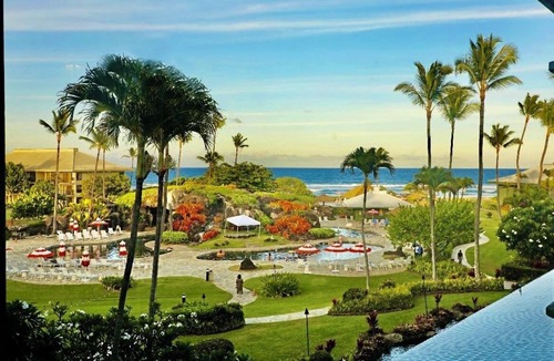 Hanamaulu Resort | Beach Front Resort. Epic Ocean Views. Pool+ Water Slides. Spa. AC.