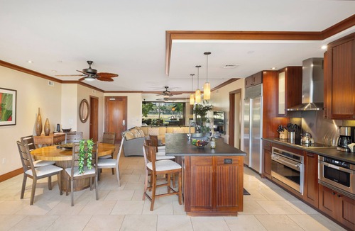 Ko Olina Condo | Beach Villas Ko Olina ~ GROUND FLOOR B107 ~ Beachfront ~ 3 Bedroom/3 full bath