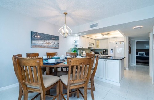 Sunnyside House | Beachfront 3BR Townhouse Not a Condo! Pet Friendly