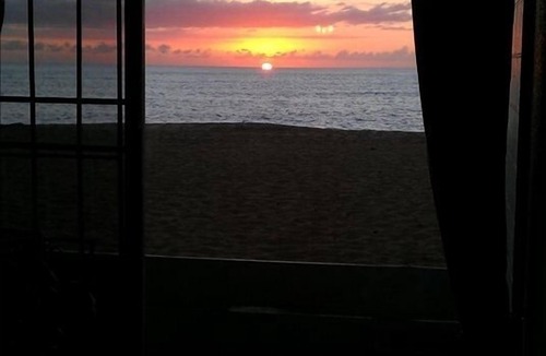 Makaha Condo | Beachfront, Ground Floor Condo - Dream Come True!