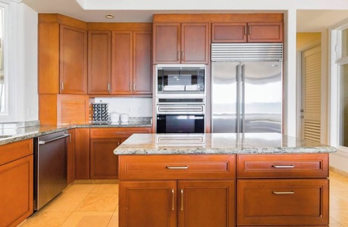 Wailea House | Beachfront/Oceanfront Private Home Sleeps 8