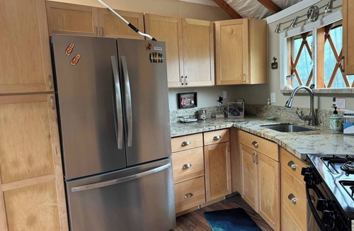 Discovery Harbour RV Rental | BenTiki`s