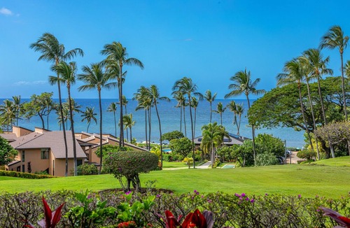 Wailea Condo | Best Location @ Ekahi. year round sunsets from lanai, stroll to the Beach