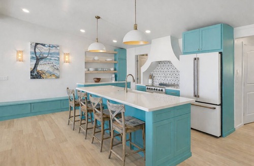 Lanikai House | Bright Kai Nalu w/Ocean Views, Lanai + Open Living