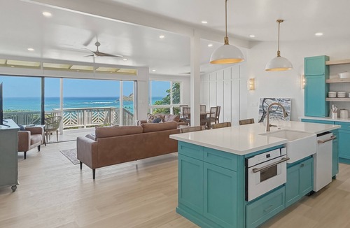 Lanikai House | Bright Kai Nalu w/Ocean Views, Lanai + Open Living