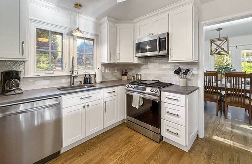 Trumbull House | Canoe Brook Lakefront Escape | Canoes, Screened Porch, indoor/outdoor living spaces, Sleeps 8