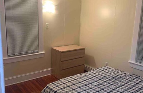 Danbury House | Centrally Close to West-Conn and Danbury Hospital