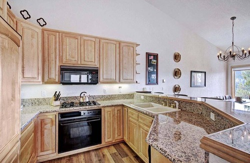 Baldy Mountain House | Charter Ridge 60: Baldy Mtn Townhome, Hot Tub & Fireplace, Great Views.