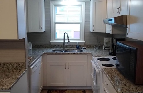 Newport East House | Cottage at Sea Breeze