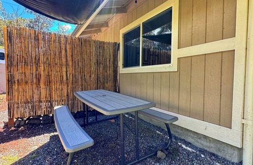 Volcano House | Cozy 1 bedroom studio