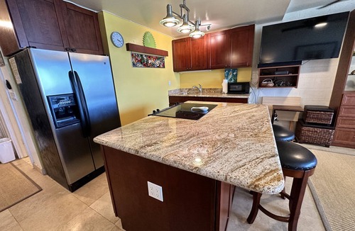 Waialee Condo | DIRECT SANDY BEACHFRONT just steps away fr the patio.Ground Fl.condo 1bed2ba2pkg