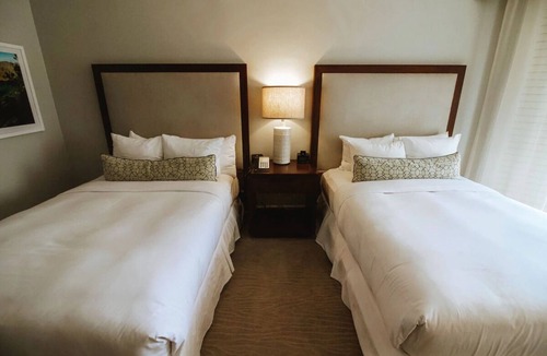 Hanamaulu Hotel | Enjoy A Garden View Room at Kauai Beach Resort, 4 Pools!