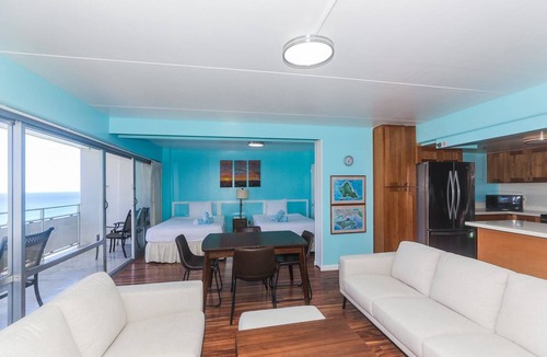 Waikiki Condo | Experience luxury at Ilikai Tower - in the heart of Waikiki with stunning lagoon views.