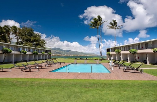Kahului House | Family & Friends Getaway! 4 Comfortable Units, Minutes Iao Valley State Park!
