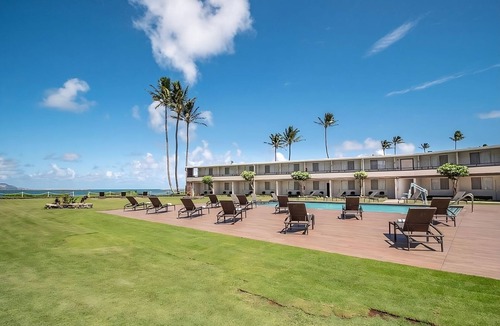 Kahului House | Family & Friends Getaway! 4 Comfortable Units, Minutes Iao Valley State Park!