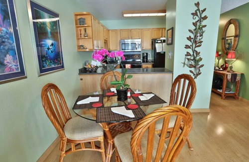 Kihei Condo | Fantastic 1-bedroom Maui condo in Kihei, Beach Access, A/C, Pool, Prime Location