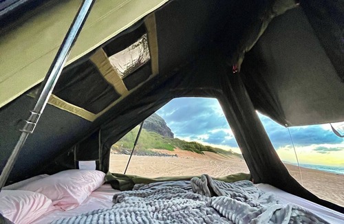 Wailua House | Fully Decked 4WD Green/Black FJ Cruiser!