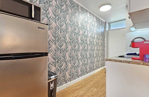 Waikiki Apartment | Furnished monthly rental Waikiki Neighborhood 301