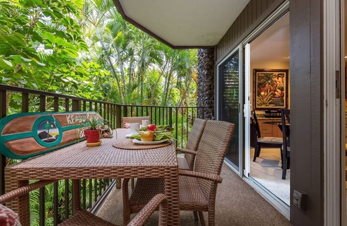 Kihei Condo | Garden view condo on beautiful Keawakapu beach.