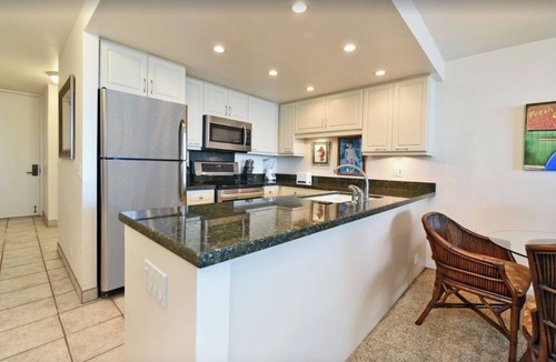 Kahana Condo | Ground floor 1 bedroom, Ocean Front Condo with 150 ft access to beach