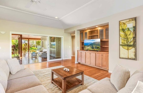 Poipu House | Hale Hoʻomalie – Private Pool & Golf Views