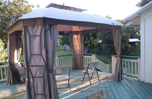 Naalehu Bed & Breakfast | Hale Naalehu LLC Bed and Breakfast