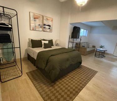 Honalo House | Hawaii Private Studio
