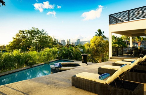 Diamond Head - Kapahulu - St. Louis House | HIDDEN GEM NEAR WAIKIKI