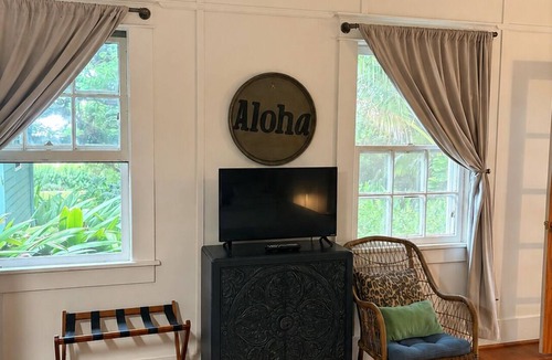 Makawao House | Historic 5-Bedroom Home in Upcountry Maui