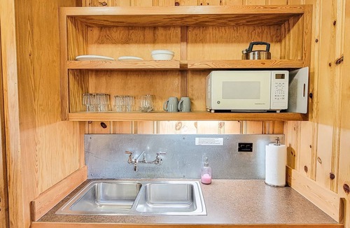 Mazama Cabin | Historic Creekside Cabin, Trails & Skiing