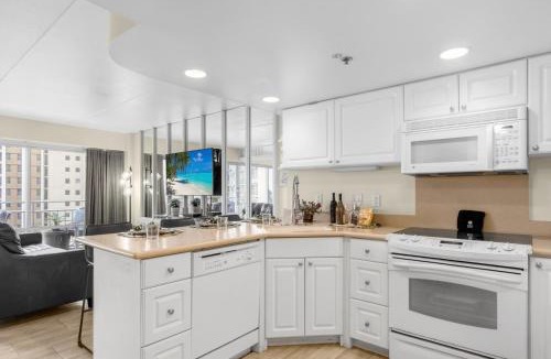 Waikiki Apartment | Ilikai Hotel Luxury Suites KBM Resorts 2 Units 2 Studios ML-4142