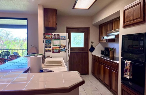 Kahaluu Bay Condo | Kahaluu Bay Villas | 4 Lanais w/Ocean Views