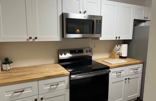 Hanamaulu Condo | Kauai Beach Villas, Walk to beach, FREE PARKING