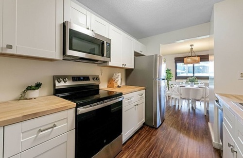 Hanamaulu Condo | Kauai Beach Villas, Walk to beach, FREE PARKING